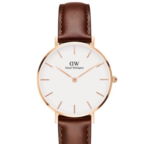 Daniel Wellington Other - Daniel Wellington  minimalist watch - rose gold
